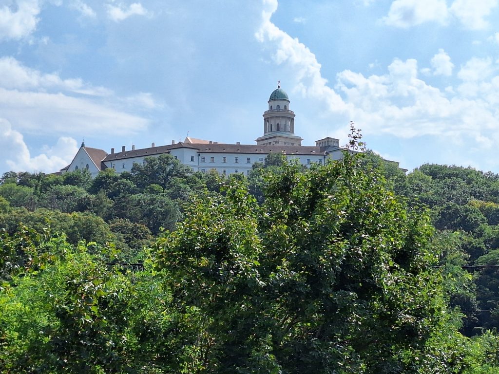 Pannonhalmi apátság