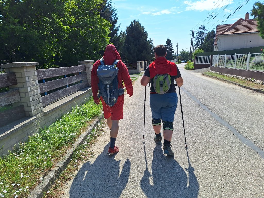 Feri és Gergő az úton