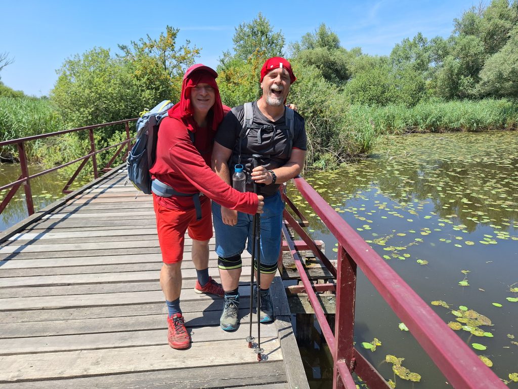 Gergő és Feri a hídon