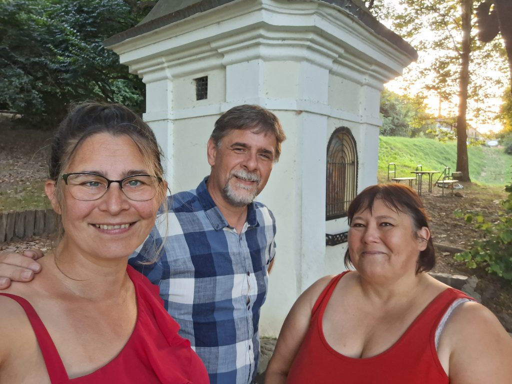 Bogi, Feri, Kata a forrás előtt